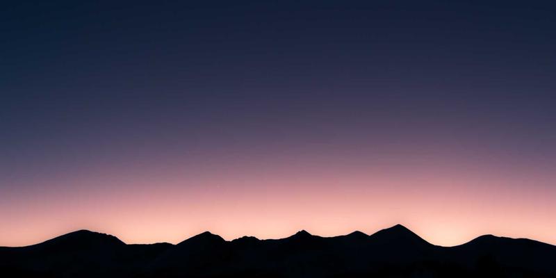 NFV vs CNF：编程开发与Linux系统运维视角下的性能对比与选型实战指南