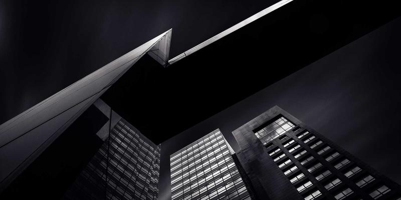 网络切片即服务（NSaaS）：如何通过编程开发与Linux技术为垂直行业构建定制化网络安全架构